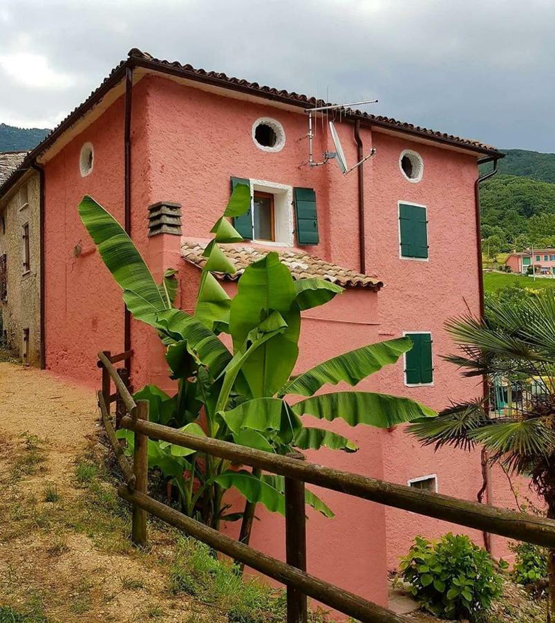 La Casa Rosa Di Segusino With Spa Jacuzzi In Garden Sequsino ภายนอก รูปภาพ